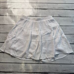 No boundaries white skirt